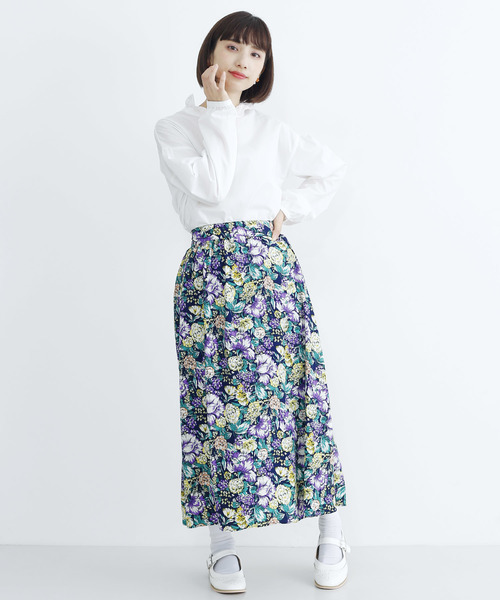 MERLOT（メルロー）の「花柄タックフレアスカート1724（スカート・レディース・ブラック/ベージュ/ネイビー・FREE）」の8枚目の写真