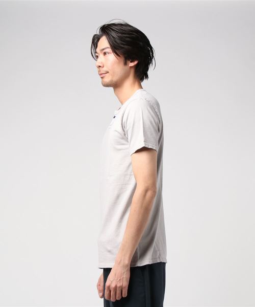 EEL（イール）の「EEL / イール 別注 陶器ボタンのヘンリー（Tシャツ/カットソー・メンズ・ホワイト/グレー/サックスブルー・M/L/XL/XS）」の4枚目の写真