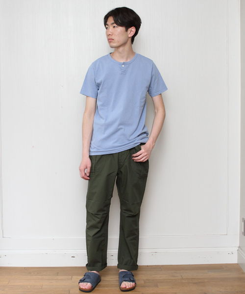 EEL（イール）の「EEL / イール 別注 陶器ボタンのヘンリー（Tシャツ/カットソー・メンズ・ホワイト/グレー/サックスブルー・M/L/XL/XS）」の9枚目の写真