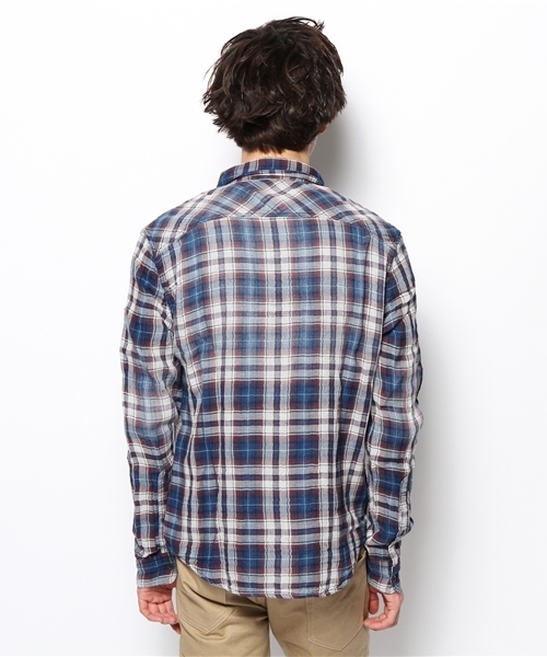 PLST（プラステ）の「Ｍen チェック柄二重仕立てガーゼシャツ（シャツ/ブラウス・メンズ・ライトインディゴブルー・LARGE/MEDIUM/X-LARGE/SMALL）」の4枚目の写真