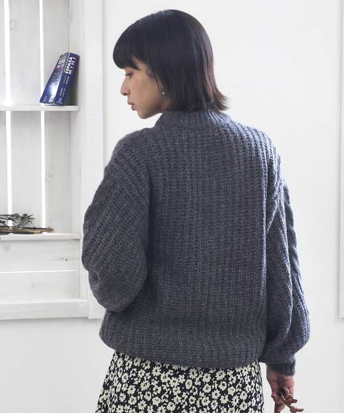 classicalelf（クラシカルエルフ）の「ケーブルニットプルオーバーニット（ニット/セーター・レディース・チャコールグレー/ベージュ/モカ/ライトベージュ・MEDIUM/LARGE）」の16枚目の写真