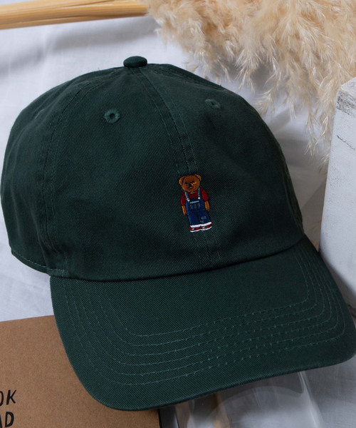WEGO（ウィゴー）の「WEGO/ベア刺繍LowCap（キャップ・メンズ・ブラック/ダークグリーン/ネイビー/ダークベージュ/ベージュ・FREE）」の4枚目の写真