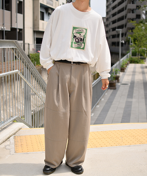 kutir（クティール）の「レトロカメラプリントロングＴシャツ（Tシャツ/カットソー・メンズ・ホワイト/ブラック/ホワイト系その他/ブラック系その他・MEDIUM/LARGE）」の5枚目の写真