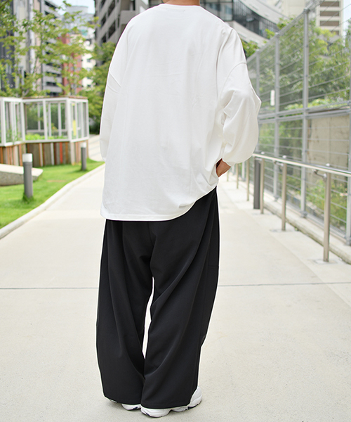 kutir（クティール）の「レトロカメラプリントロングＴシャツ（Tシャツ/カットソー・メンズ・ホワイト/ブラック/ホワイト系その他/ブラック系その他・MEDIUM/LARGE）」の14枚目の写真