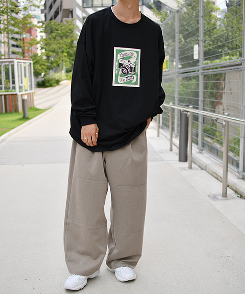 kutir（クティール）の「レトロカメラプリントロングＴシャツ（Tシャツ/カットソー・メンズ・ホワイト/ブラック/ホワイト系その他/ブラック系その他・MEDIUM/LARGE）」の18枚目の写真