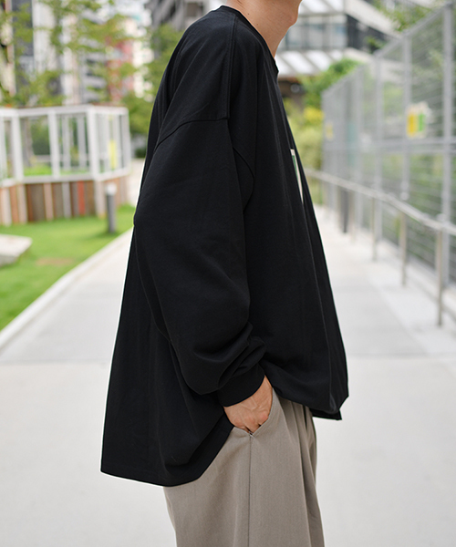 kutir（クティール）の「レトロカメラプリントロングＴシャツ（Tシャツ/カットソー・メンズ・ホワイト/ブラック/ホワイト系その他/ブラック系その他・MEDIUM/LARGE）」の22枚目の写真