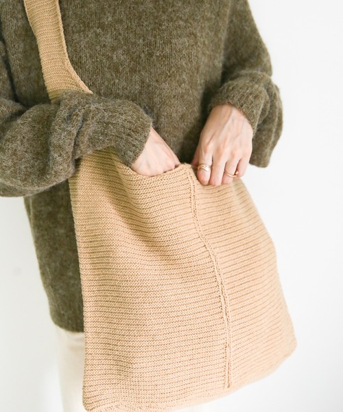 select MOCA(セレクトモカ)の「ガーター編みニットバッグ/センターデザインワンハンドルバッグ(ショルダーバッグ・レディース・ベージュ/オレンジ/アイボリー・FREE)」の11枚目の写真