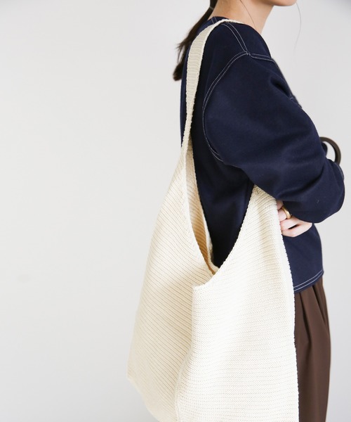 select MOCA(セレクトモカ)の「ガーター編みニットバッグ/センターデザインワンハンドルバッグ(ショルダーバッグ・レディース・ベージュ/オレンジ/アイボリー・FREE)」の15枚目の写真