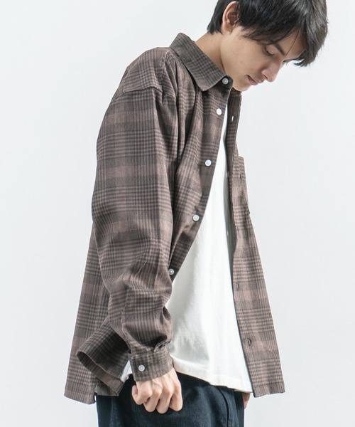 Rocky Monroe（ロッキーモンロー）の「コーデュロイ オーバーサイズ シャツ（シャツ/ブラウス・メンズ・ブラック/ベージュ/ブラウン/ブラウン系その他/ブラウン系その他2/ブラウン系その他3・M/L/XL）」の4枚目の写真