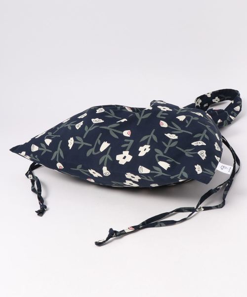 POU DOU DOU（プードゥドゥ）の「フラワープリント巾着バッグ（トートバッグ・レディース・ダークグレー/ネイビー・8）」の13枚目の写真