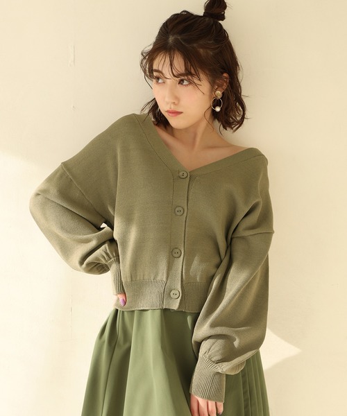 one after another NICE CLAUP（ワンアフターアナザーナイスクラップ）の「前後2Way カーディガン（カーディガン/ボレロ・レディース・ブラック/パープル/カーキ/アイボリー/ピンクベージュ・FREE）」の4枚目の写真