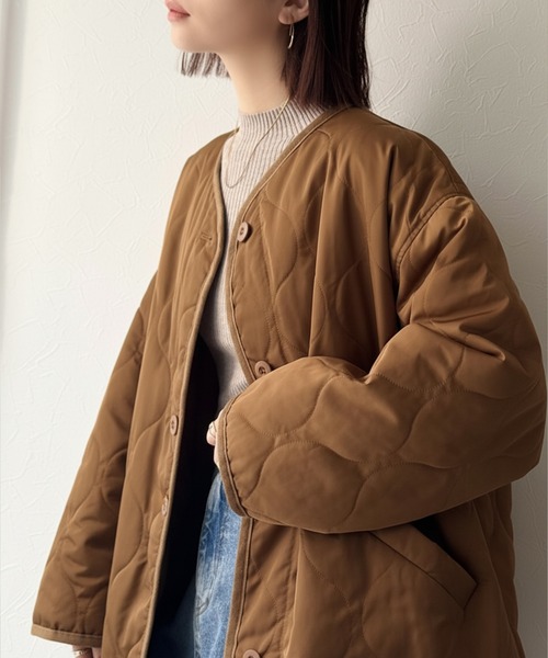 Java(ジャバ)の「《JaVaジャバ コラボ》大人のこなれ感。 ノーカラー オーバーサイズ キルティング コート(ノーカラージャケット・レディース・ブラック/カーキ/アイボリー/カーキブラウン/キャメル/マスタード・MEDIUM/LARGE/X-LARGE/SMALL)」の6枚目の写真