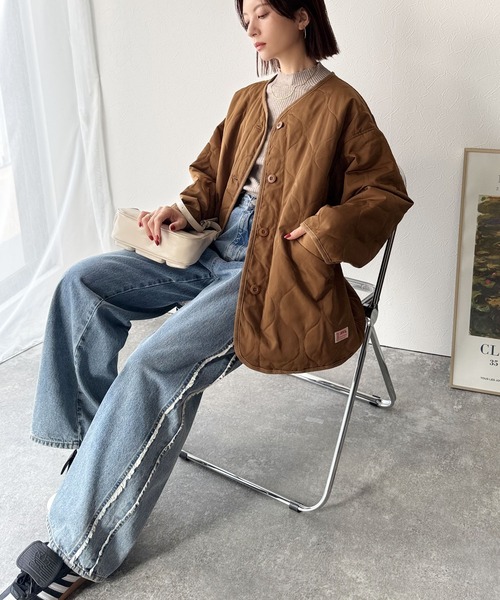 Java(ジャバ)の「《JaVaジャバ コラボ》大人のこなれ感。 ノーカラー オーバーサイズ キルティング コート(ノーカラージャケット・レディース・ブラック/カーキ/アイボリー/カーキブラウン/キャメル/マスタード・MEDIUM/LARGE/X-LARGE/SMALL)」の12枚目の写真