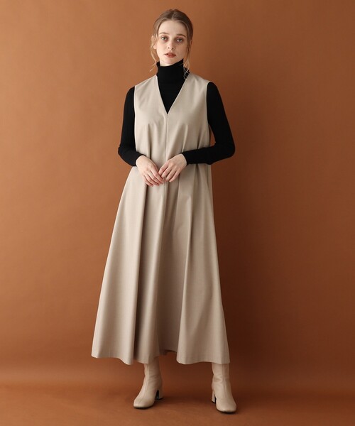 DRESSTERIOR（ドレステリア）の「Vネックボリュームワンピース