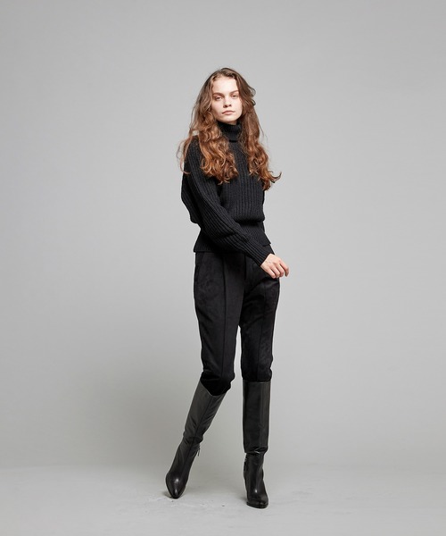 NOISE MAKER（ノイズメーカー）の「Suede style elastic waist pintuck pants/ウエストゴムピンタックスエードパンツ（その他パンツ・レディース・ブラック/ブラウン/ブルー・36/38）」の5枚目の写真