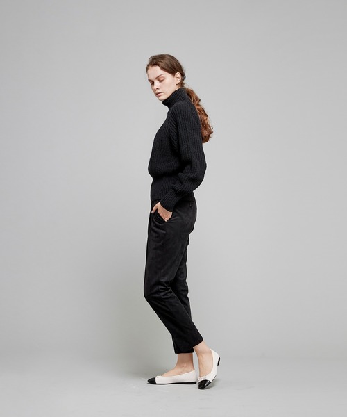 NOISE MAKER（ノイズメーカー）の「Suede style elastic waist pintuck pants/ウエストゴムピンタックスエードパンツ（その他パンツ・レディース・ブラック/ブラウン/ブルー・36/38）」の4枚目の写真