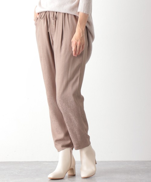 LEPSIM（レプシィム）の「微光沢柄サテンパンツ　916866（その他パンツ・レディース・ライトグレー/モカ・FREE）」の2枚目の写真