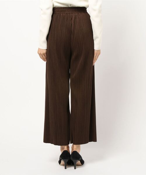 rps（アールピーエス）の「ダブルプリーツスウェードワイドパンツ（その他パンツ・レディース・ダークブラウン/アイボリー/グレイッシュブルー/モカ・M）」の6枚目の写真
