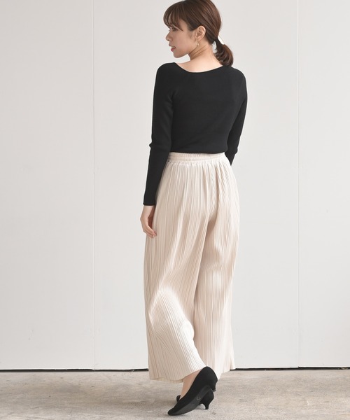 rps（アールピーエス）の「ダブルプリーツスウェードワイドパンツ（その他パンツ・レディース・ダークブラウン/アイボリー/グレイッシュブルー/モカ・M）」の15枚目の写真