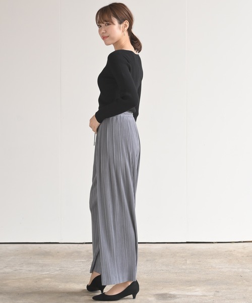 rps（アールピーエス）の「ダブルプリーツスウェードワイドパンツ（その他パンツ・レディース・ダークブラウン/アイボリー/グレイッシュブルー/モカ・M）」の7枚目の写真