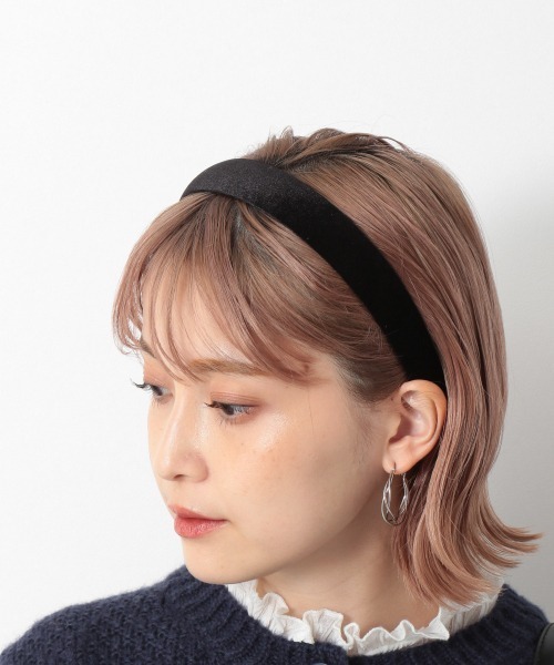 Heather(ヘザー)の「アソートカチューシャ 924302(カチューシャ・レディース・ブラック/パープル系その他/ライトベージュ/ブラック系その他/ベージュ系その他/グリーン系その他・FREE/ONESIZE)」の2枚目の写真