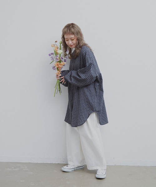 MERLOT(メルロー)の「ギンガムチェック2wayシャツ(シャツ/ブラウス・レディース・ホワイト/イエロー/ネイビー・FREE)」の14枚目の写真