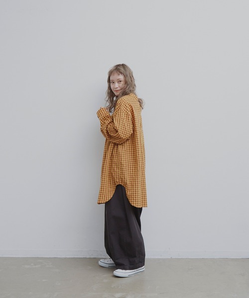 MERLOT(メルロー)の「ギンガムチェック2wayシャツ(シャツ/ブラウス・レディース・ホワイト/イエロー/ネイビー・FREE)」の20枚目の写真