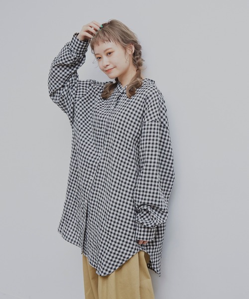 MERLOT(メルロー)の「ギンガムチェック2wayシャツ(シャツ/ブラウス・レディース・ホワイト/イエロー/ネイビー・FREE)」の21枚目の写真