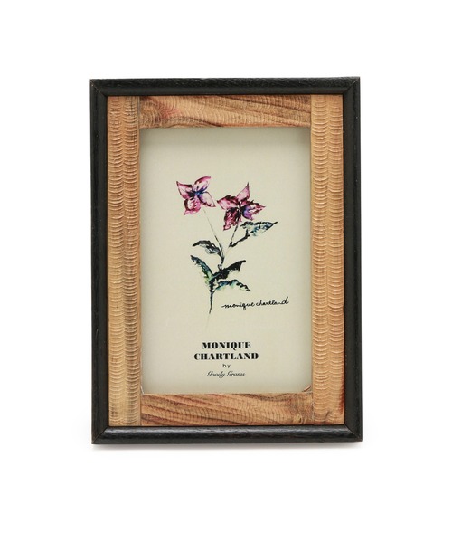 MONIQUE CHARTLAND by GOODY GRAMS（モニークチャートランドバイグッディグラムス）の「PHOTO FRAME-ELSA（フォトフレーム・レディース・ウッド・FREE）」の2枚目の写真