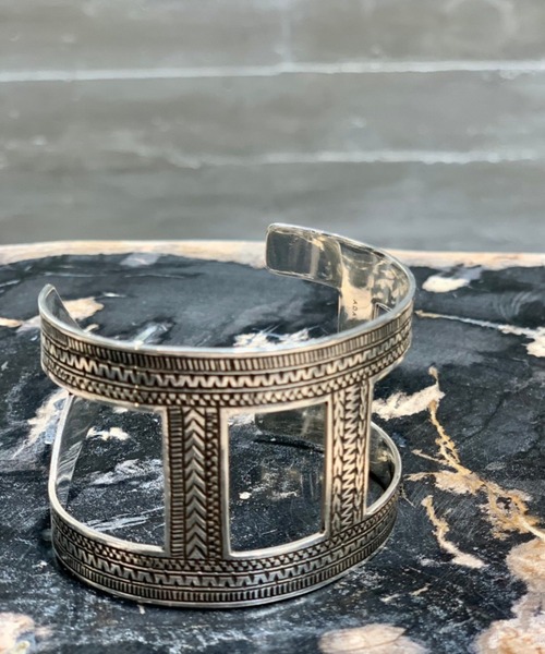 Chaos（カオス）の「追加入荷【ADAWAT'N TUAREG】別注バングル（バングル/リストバンド・レディース・シルバー・FREE）」の6枚目の写真