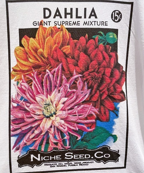 niche.（ニッチ）の「niche.(ニッチ) Flower seeds Tシャツ