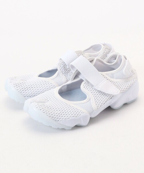 NIKE(ナイキ)の「NIKE/ナイキ W AIR RIFT BREEZE/エアリフトブリーズ(スニーカー・レディース・ホワイト/ブラック・23.0cm/24.0cm/25.0cm)」の3枚目の写真