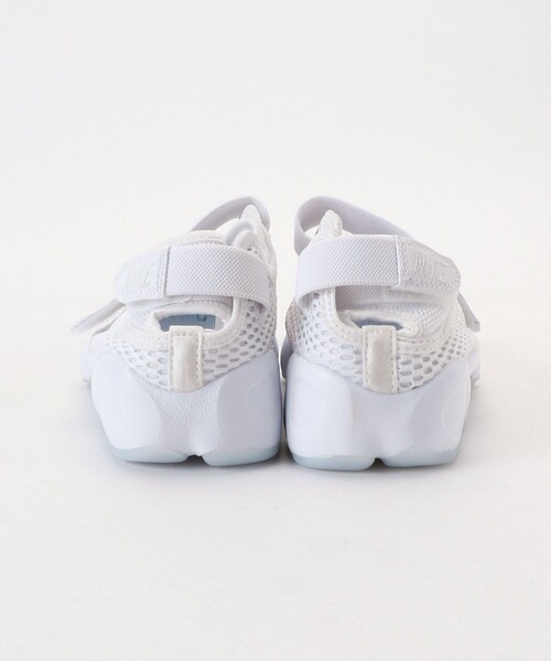 NIKE(ナイキ)の「NIKE/ナイキ W AIR RIFT BREEZE/エアリフトブリーズ(スニーカー・レディース・ホワイト/ブラック・23.0cm/24.0cm/25.0cm)」の6枚目の写真