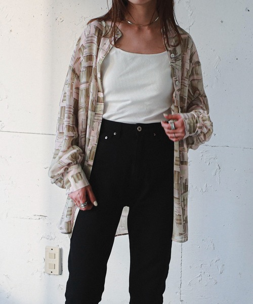 feepur(フェピュール)の「パッド付きバックオープンリブキャミソール(キャミソール・レディース・ブラック/ベージュ/サックスブルー/オフホワイト・MEDIUM)」の7枚目の写真