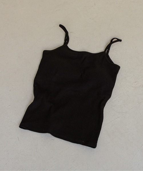 feepur(フェピュール)の「パッド付きバックオープンリブキャミソール(キャミソール・レディース・ブラック/ベージュ/サックスブルー/オフホワイト・MEDIUM)」の16枚目の写真