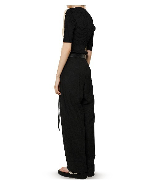 LE CIEL BLEU(ルシェルブルー)の「Dry Rib Bicolor Knit(ニット/セーター・レディース・オフホワイト/グリーン/ライトイエロー・36)」の16枚目の写真