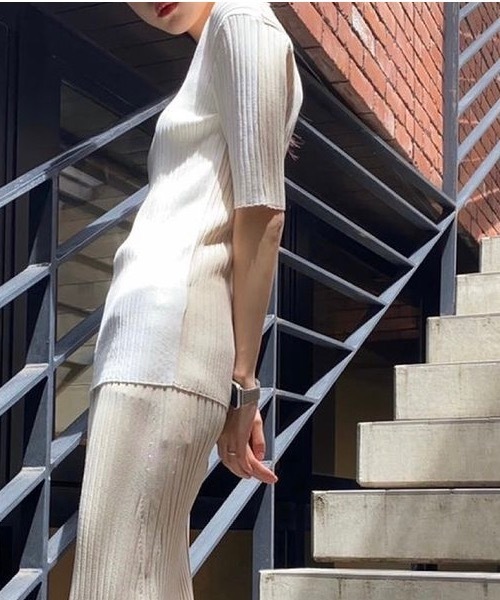 LE CIEL BLEU(ルシェルブルー)の「Dry Rib Bicolor Knit(ニット/セーター・レディース・オフホワイト/グリーン/ライトイエロー・36)」の22枚目の写真