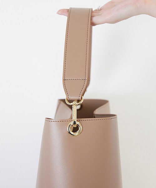 バッグ RANDEBOO BAG A4 RANDEBOO（ランデブー）の「Bucket bag（ショルダーバッグ
