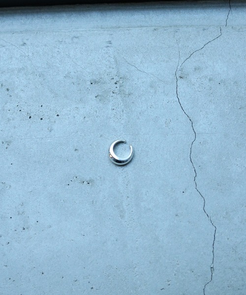 OX JEWELRY（オックスジュエリー）の「Silver Ear Cuff S（イヤーカフ・メンズ・シルバー・FREE）」の13枚目の写真