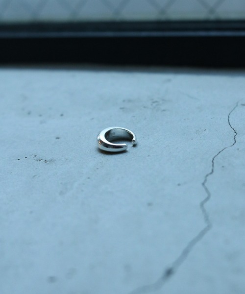 OX JEWELRY（オックスジュエリー）の「Silver Ear Cuff S（イヤーカフ・メンズ・シルバー・FREE）」の16枚目の写真