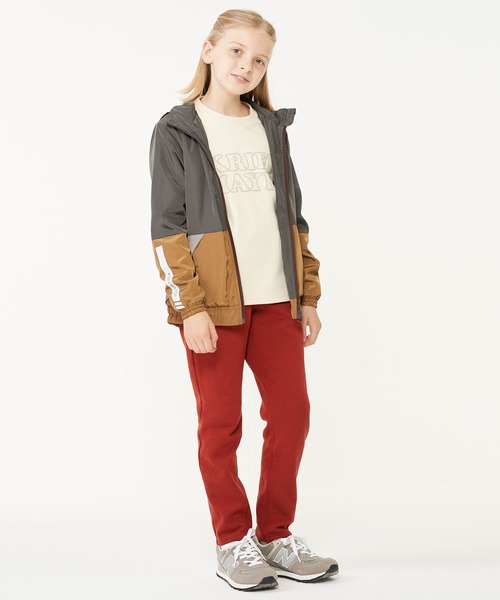 KRIFF MAYER Kid's Collection（クリフメイヤーキッズコレクション）の「もちのびロゴTEE（Tシャツ/カットソー・キッズ・ベージュ/カーキ/ナチュラル/チャコール・130/150/170/120/140/160）」の9枚目の写真