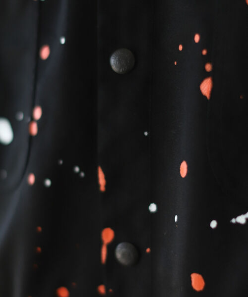 BEAMS(ビームス)の「UNIVERSAL OVERALL × BEAMS / 別注 Paint Cover Coach Jacket(ブルゾン・メンズ・ベージュ/ブラック/ネイビー・MEDIUM/LARGE/SMALL/X-LARGE)」の12枚目の写真