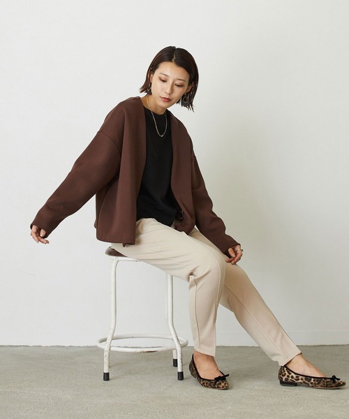 NICOLE white（ニコルホワイト）の「ノーカラー ボタンレス カーディガン（カーディガン/ボレロ・レディース・オフホワイト/ブラック/ブラウン・FREE）」の11枚目の写真