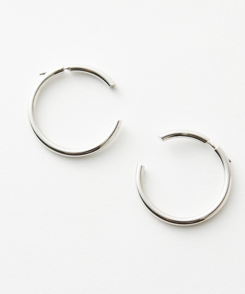 CIAOPANIC（チャオパニック）の「ピアッシングビッグフープピアス（ピアス（両耳用）・レディース・シルバー/ゴールド・FREE）」の9枚目の写真