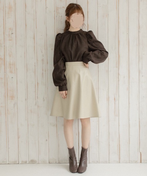 Mysa&Liina（ミーサリーナ）の「ミドル丈合皮サーキュラースカート（スカート・レディース・ブラック/ライム/アイボリー/モカ・M）」の20枚目の写真