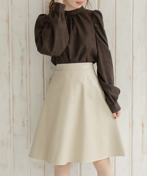 Mysa&Liina（ミーサリーナ）の「ミドル丈合皮サーキュラースカート（スカート・レディース・ブラック/ライム/アイボリー/モカ・M）」の17枚目の写真