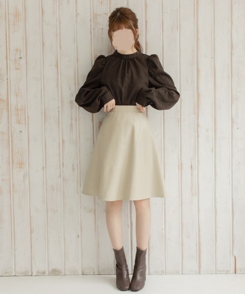 Mysa&Liina（ミーサリーナ）の「ミドル丈合皮サーキュラースカート（スカート・レディース・ブラック/ライム/アイボリー/モカ・M）」の19枚目の写真