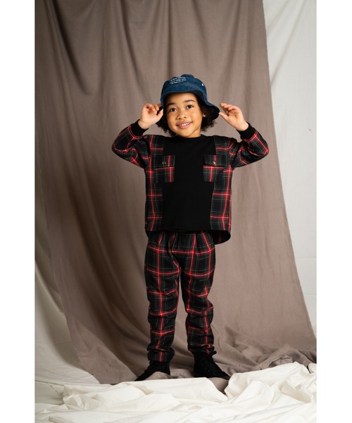 Wonder apartment（ワンダーアパートメント）の「タータンチェックパンツ（その他パンツ・キッズ・ブラック・130cm/110cm/100cm/120cm/90cm）」の4枚目の写真