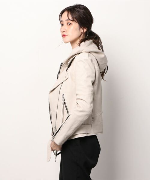 ALLSAINTS(オールセインツ)の「NARIA HOODIE BIKER | |NARIA フーディー バイカー(ライダースジャケット・レディース・オフホワイト・8/6/12/4/2/10)」の2枚目の写真