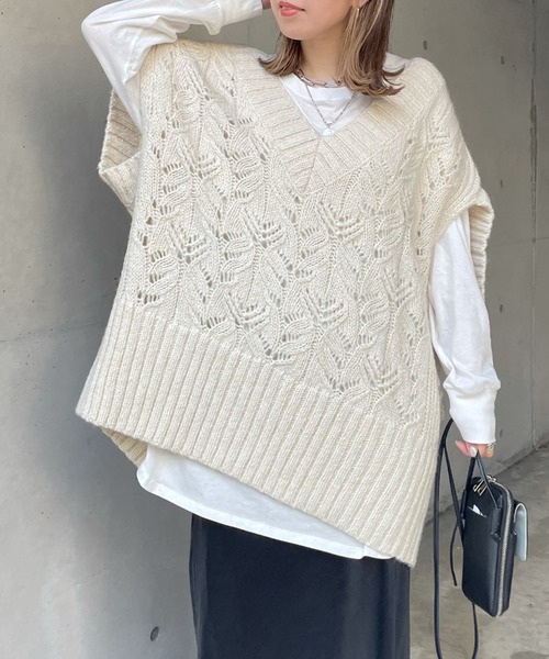 DouDou(ドゥドゥ)の「モヘヤケーブル編みニットベスト(ニット/セーター・レディース・ベージュ/グレイッシュベージュ・FREE)」の10枚目の写真